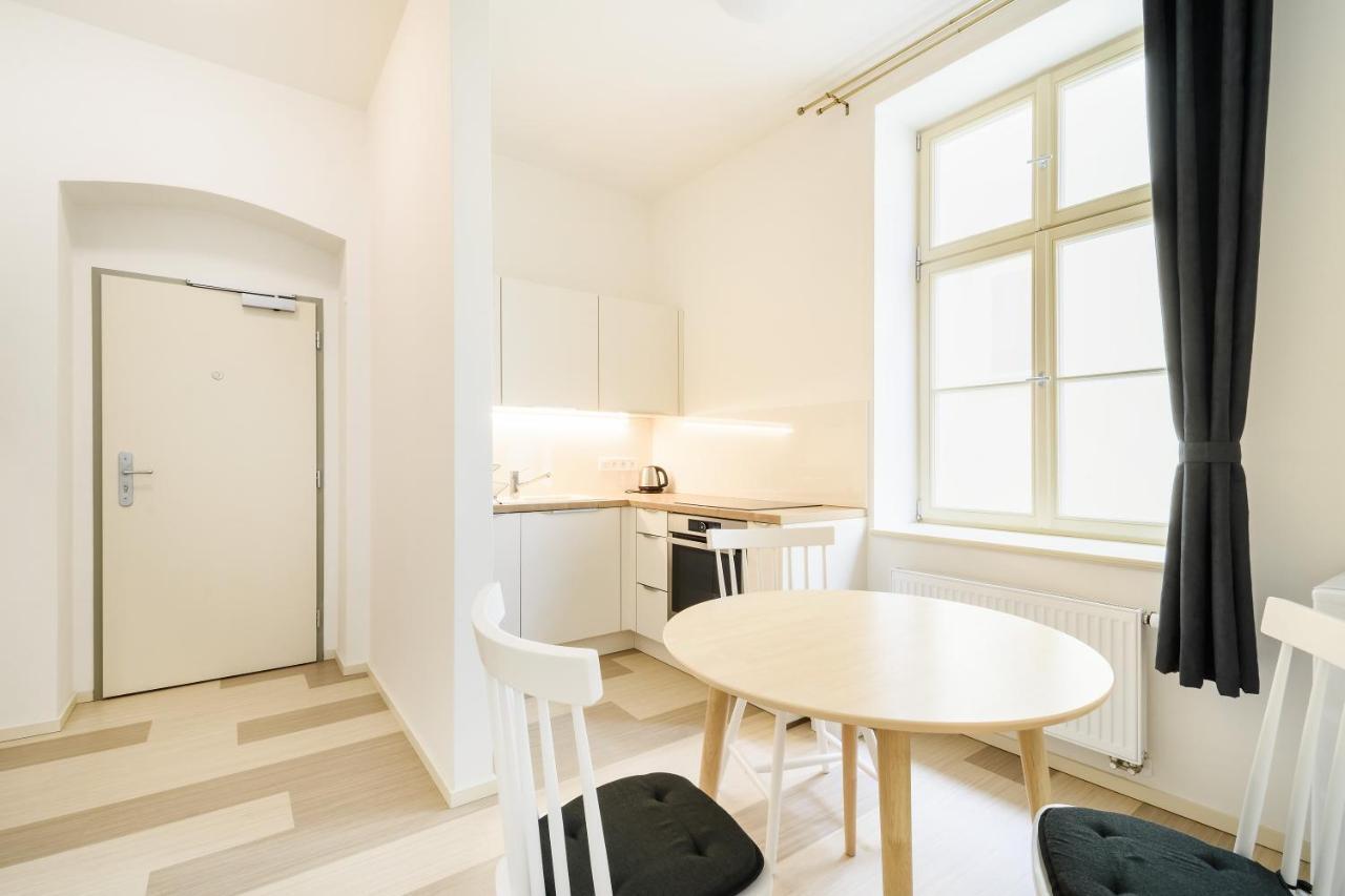 Pilsner Apartments - U Matky Bozi Plzeň Exteriör bild